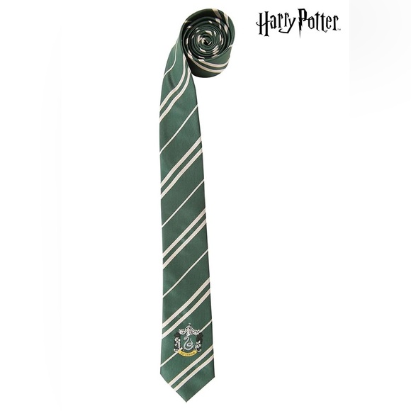 Slytherin Hogwarts Tie - Picture 8 of 8